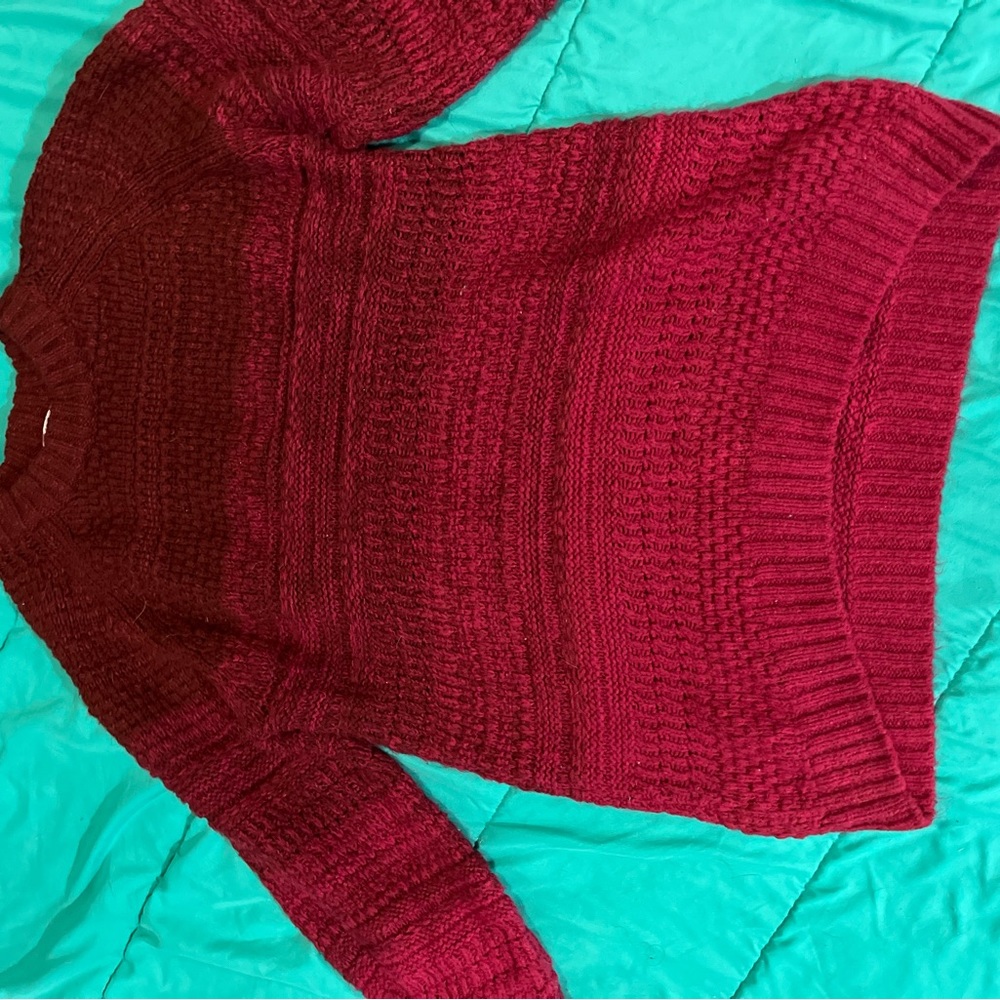 Maternity sweater size small